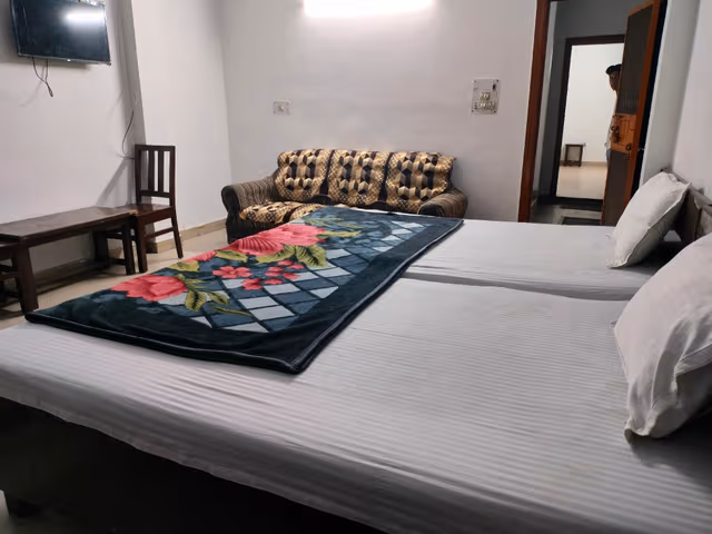 Deluxe Air Conditioning Room