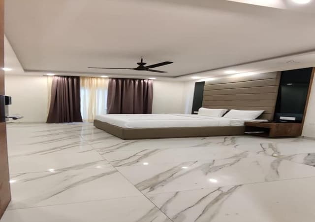 Club Room