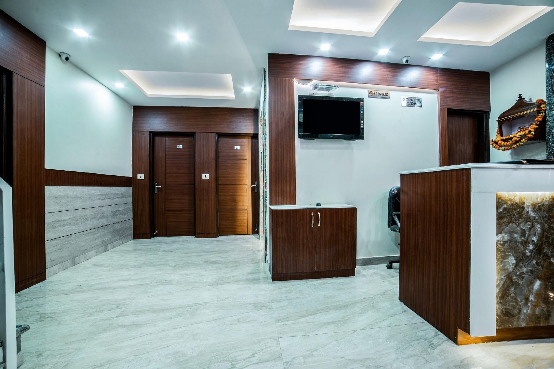 Hotel O Toto International1