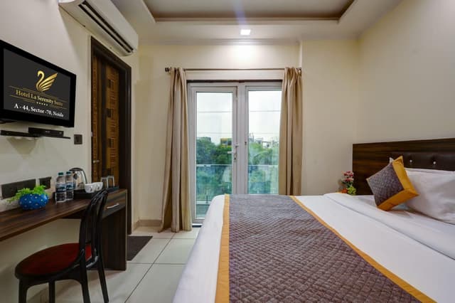 Deluxe