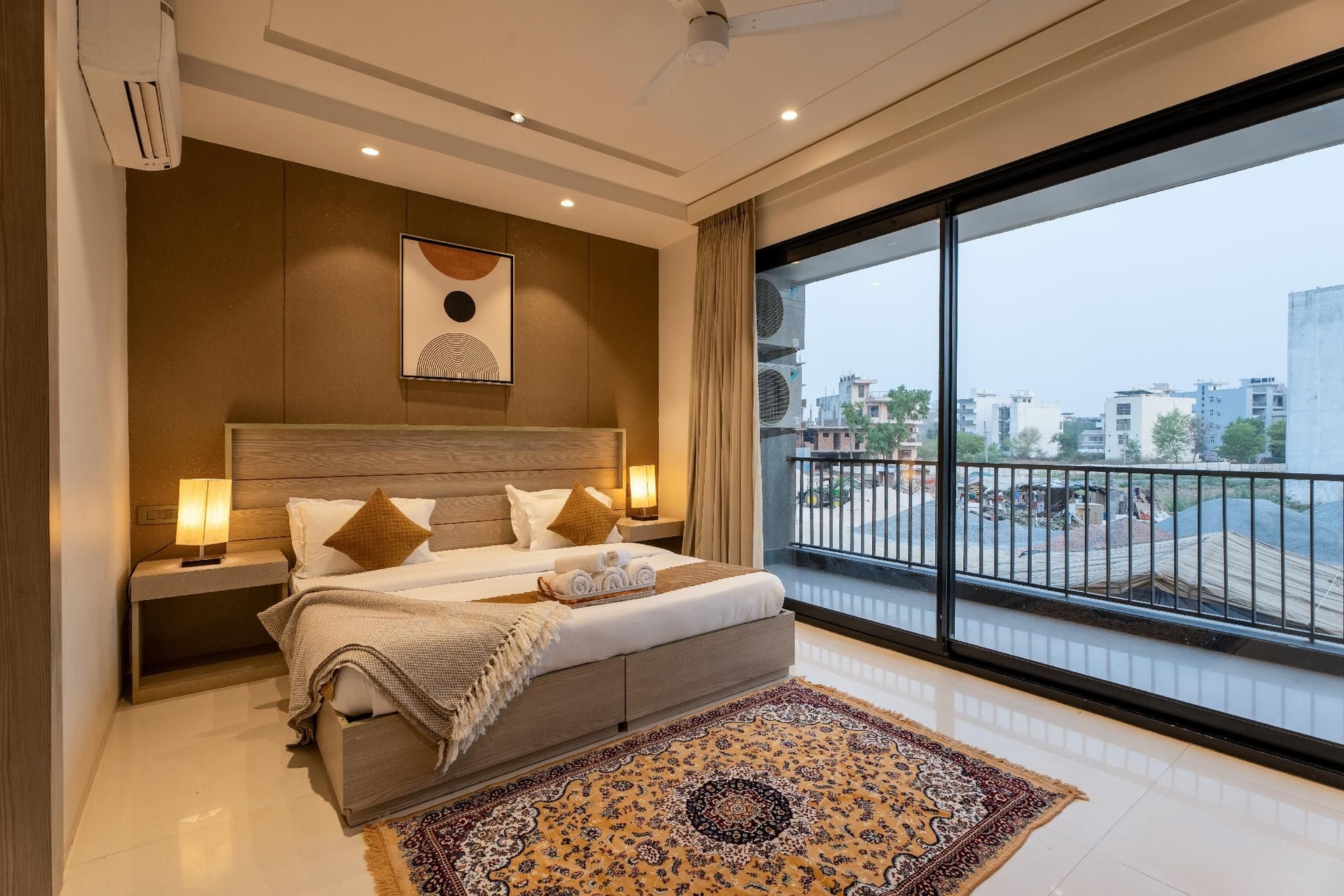 The Lodgers 2 BHK Apartment Near Artemis Hospital1