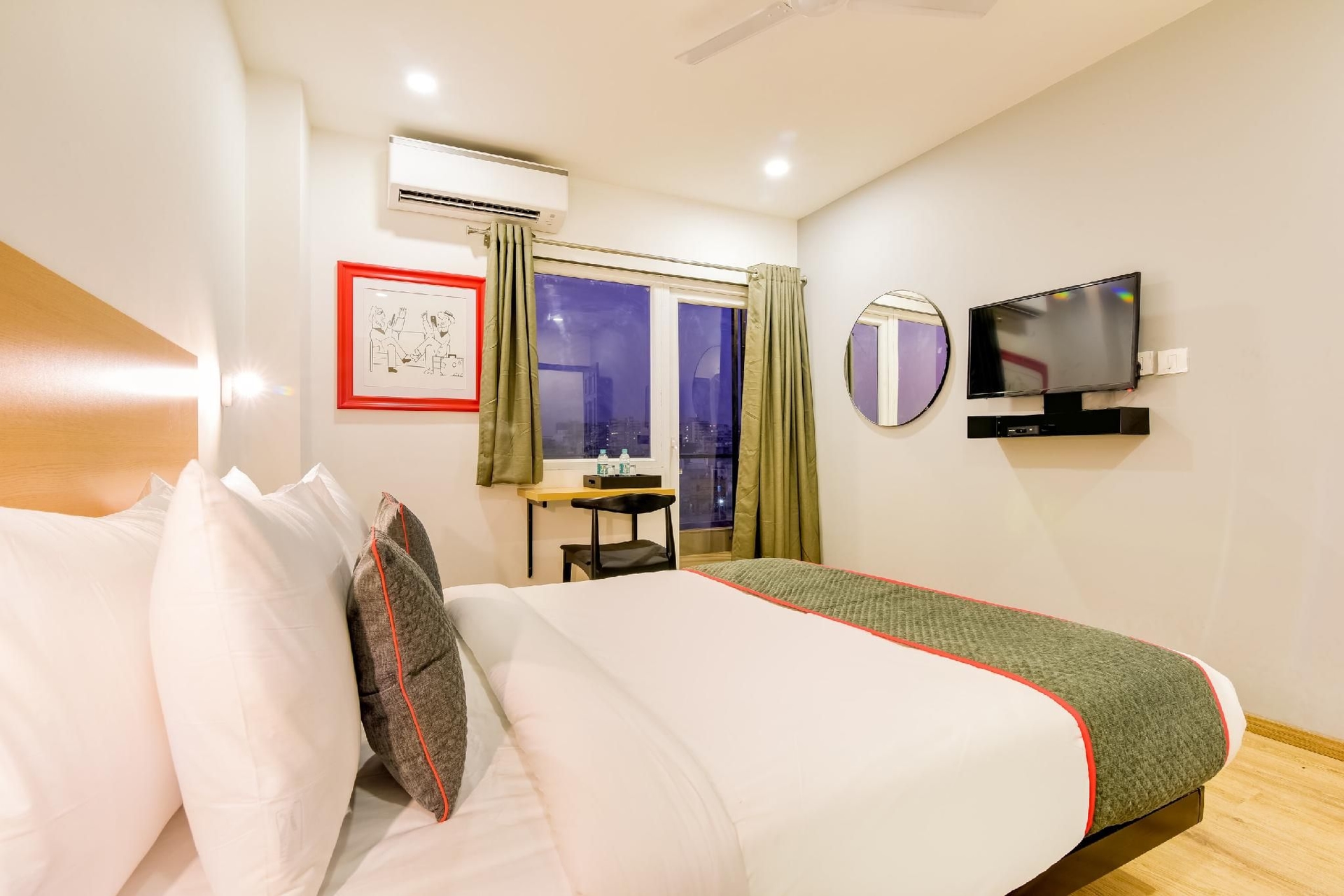 Hotel O Legend Studio3