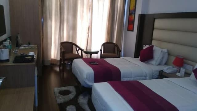 Deluxe Twin Room