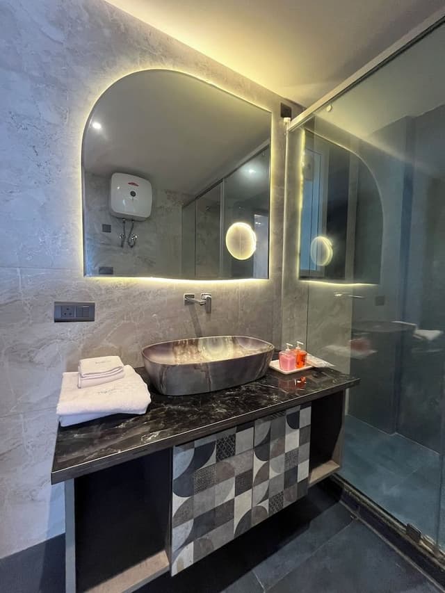 Luxury Room With Balcony