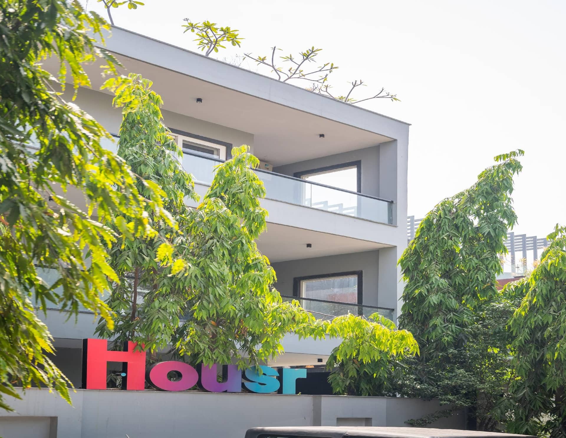 Housr Golf Course Road Near Phase 1 Metro Gurgaon Housr Golf Course Road Near Phase 1 Metro Gurgaon