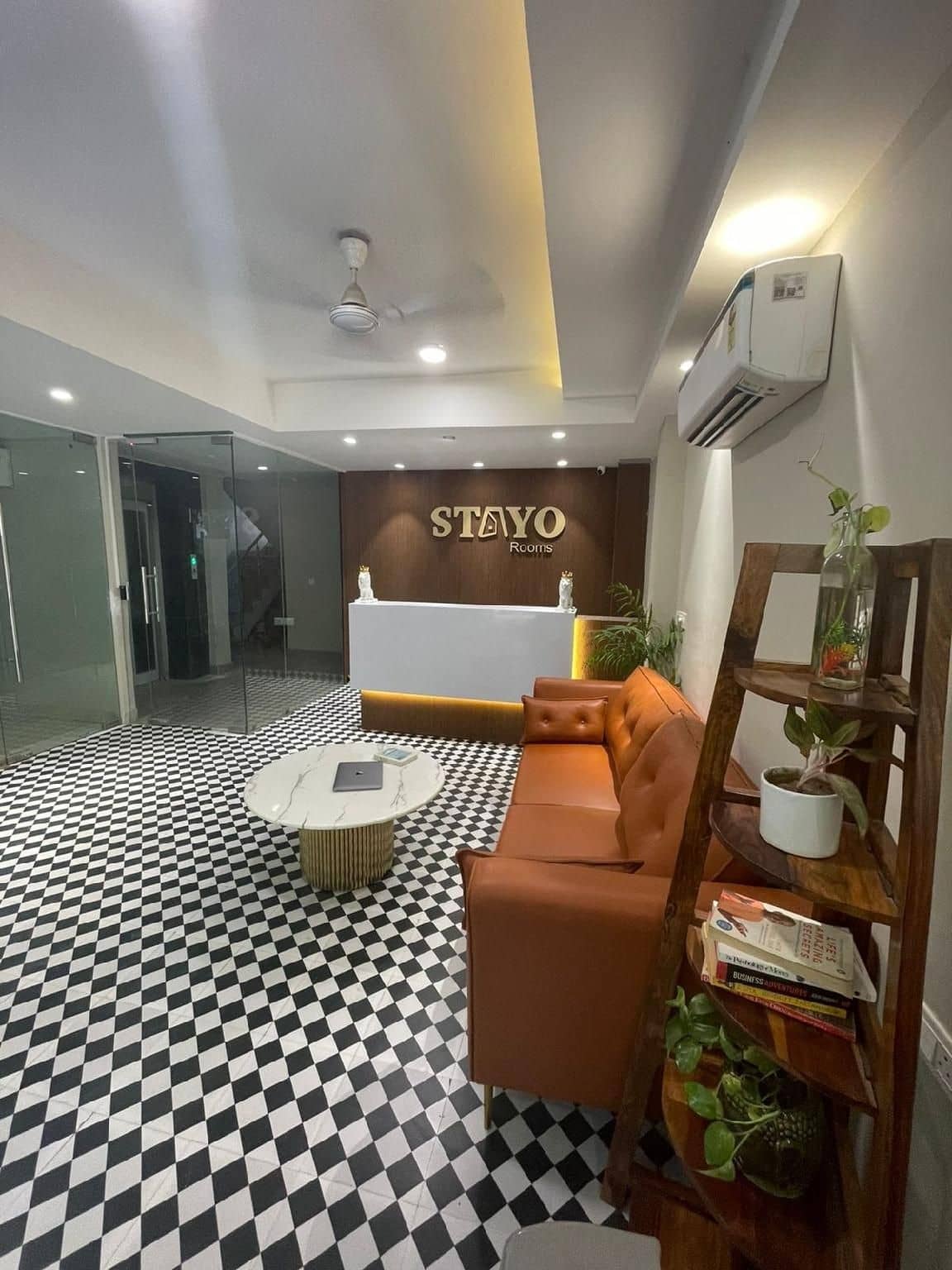 Stayo Rooms Golf course Road Sector 55 Stayo Rooms Golf course Road Sector 55