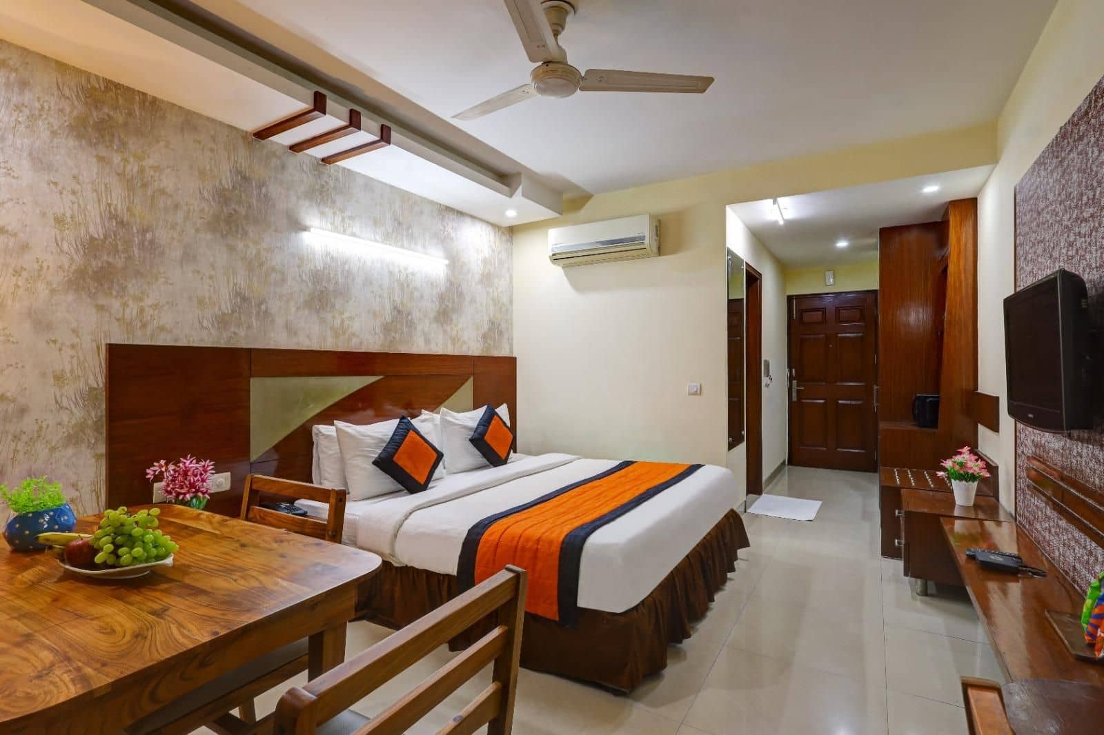 Hotel Bstays Near Iffco Chowk Hotel Bstays Near Iffco Chowk