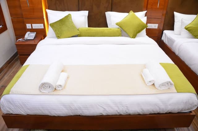 Club Triple Room