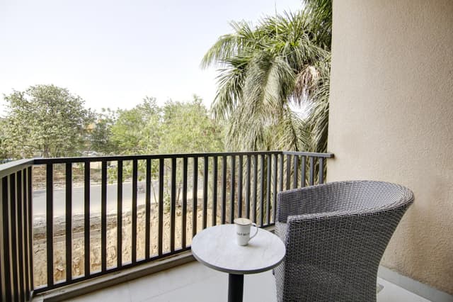 Deluxe Balcony City View