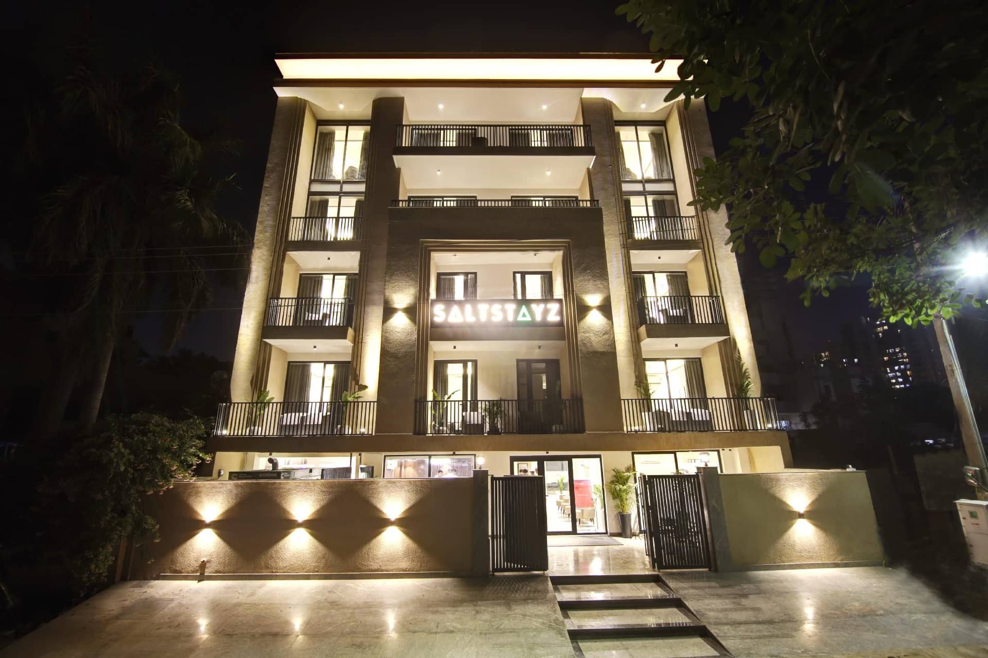 Saltstayz Premier - Galleria Market & MG Road Saltstayz Premier - Galleria Market & MG Road