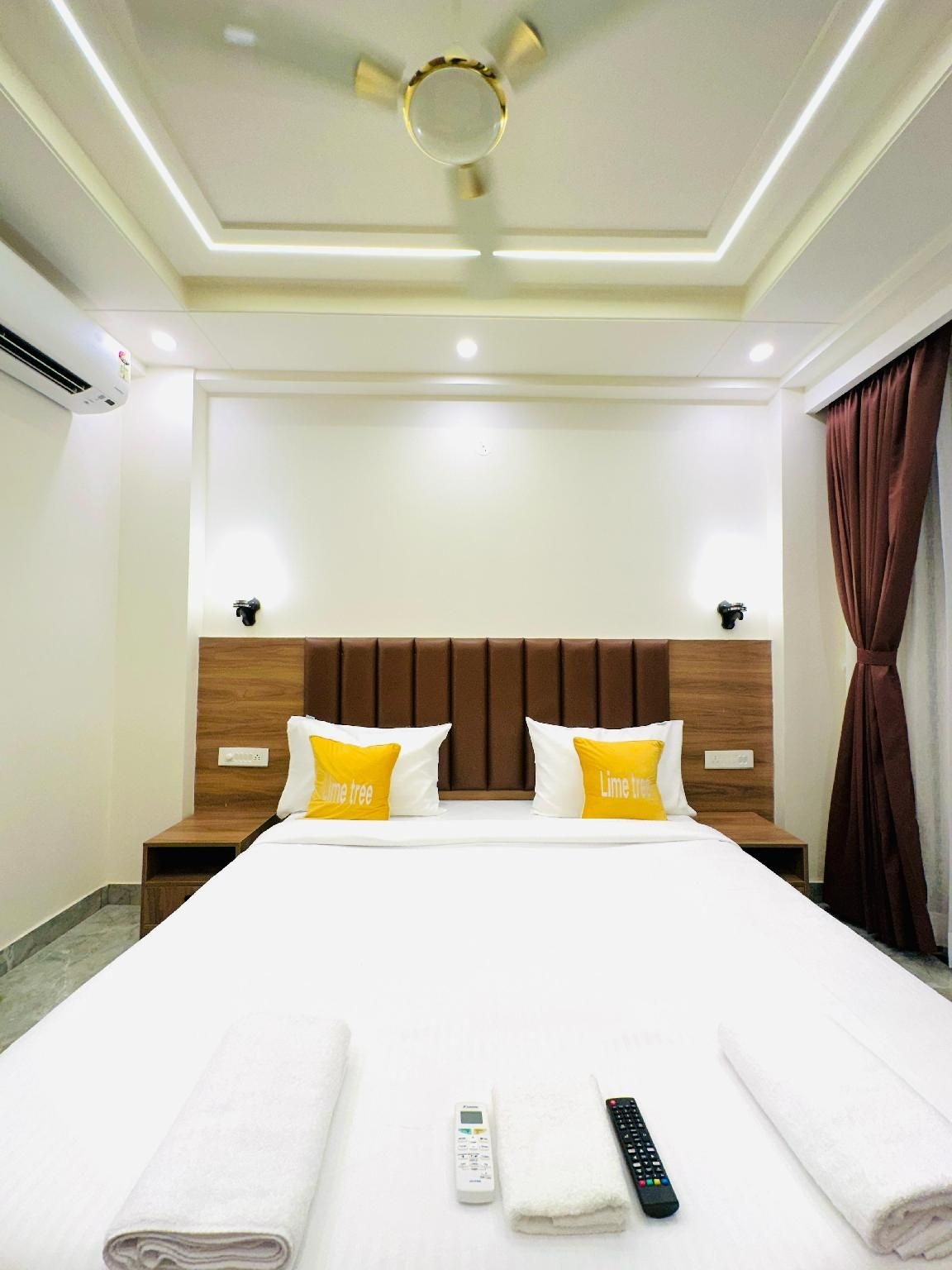 Lime Tree 1BHK Service Apartment Sector 52 Gurgaon4