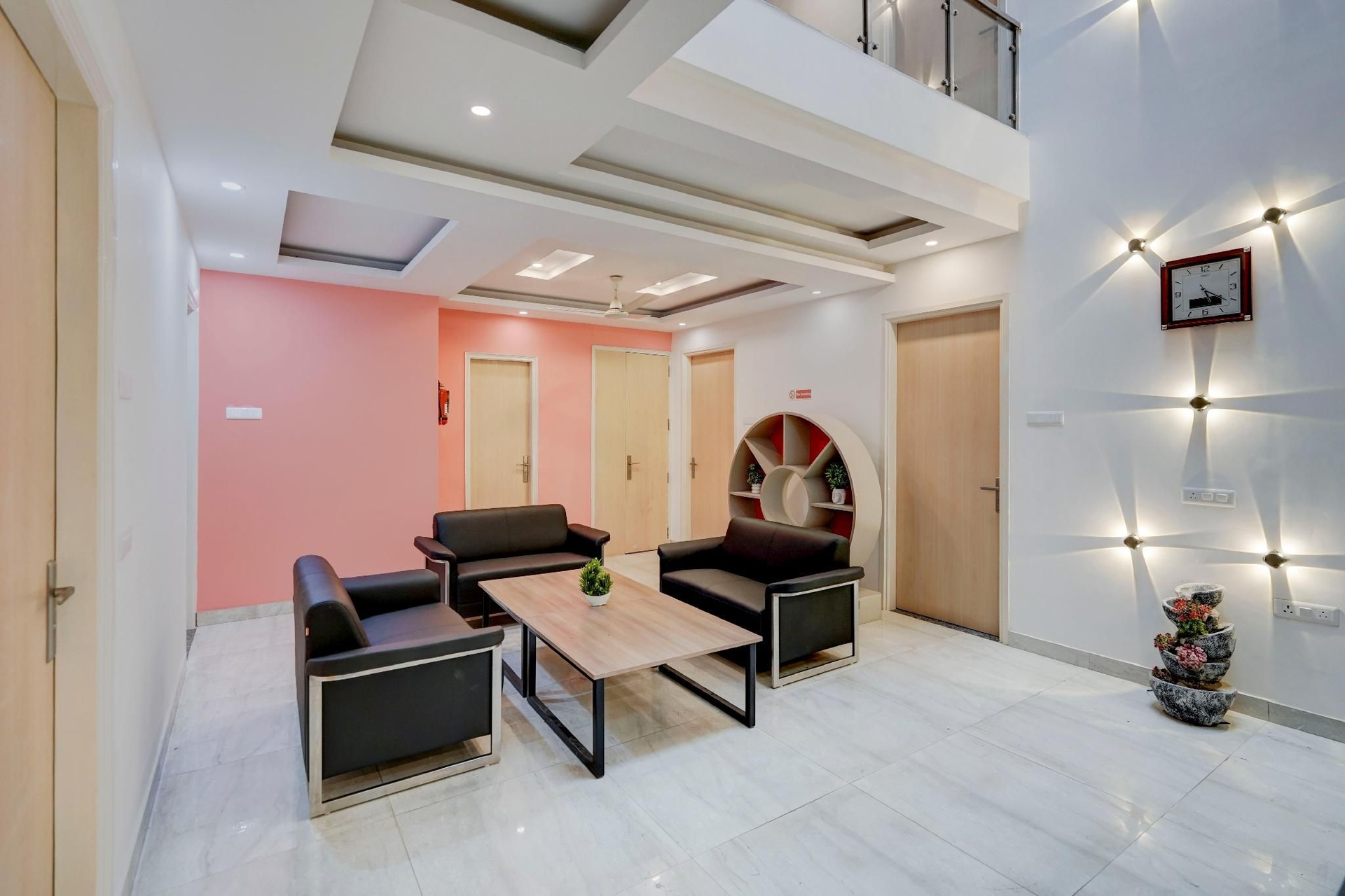 Madstays Hotels - Medicity (Near Medanta Hospital)1