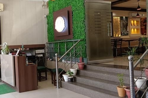 โรงแรมศรี กันตะ (Hotel Shree Kanta)1