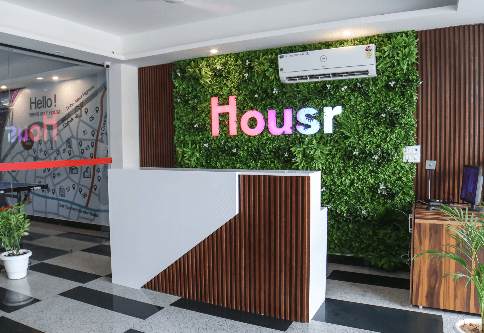 Housr Sector 45 Gurgaon Near Huda City Centre Housr Sector 45 Gurgaon Near Huda City Centre
