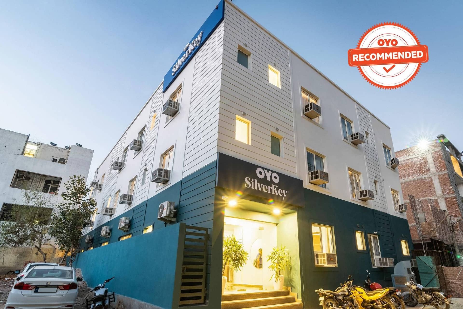 silver key Huda star Mall near appu Ghar silver key Huda star Mall near appu Ghar