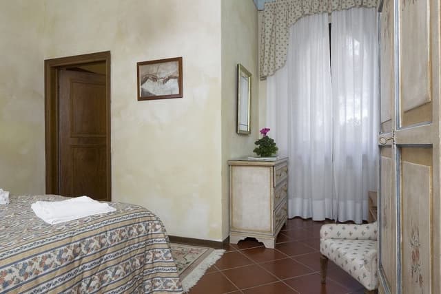Apartment, 4 Bedrooms, Vineyard View