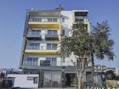 Townhouse Tipsyy Near Bestech Central Square Mall Townhouse Tipsyy Near Bestech Central Square Mall
