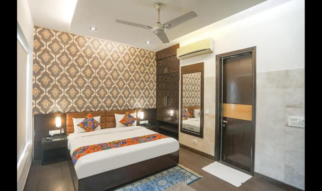 Premium Room