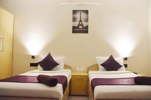 Deluxe S Room