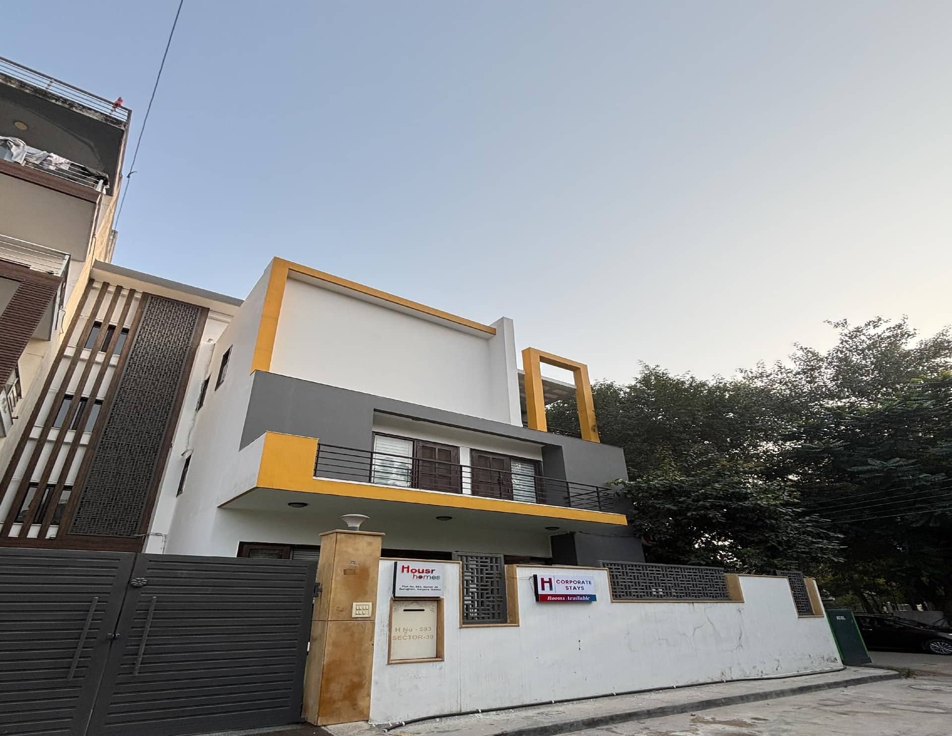 Housr 2 BHK Apartment Sector 39 Gurgaon Housr 2 BHK Apartment Sector 39 Gurgaon