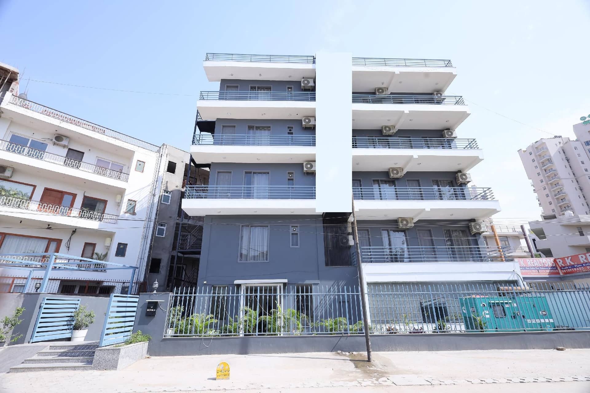 Hotel Wedlock Near Artemis Hospital Hotel Wedlock Near Artemis Hospital