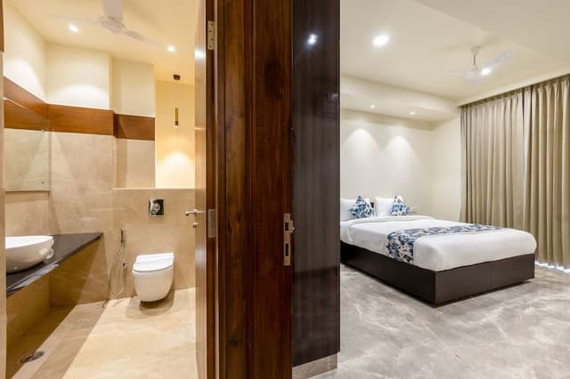 Deluxe Double or Twin Room, Balcony