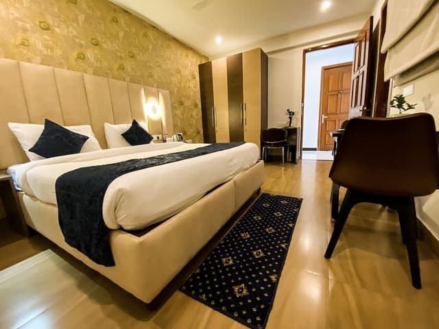 Sky Deluxe Room