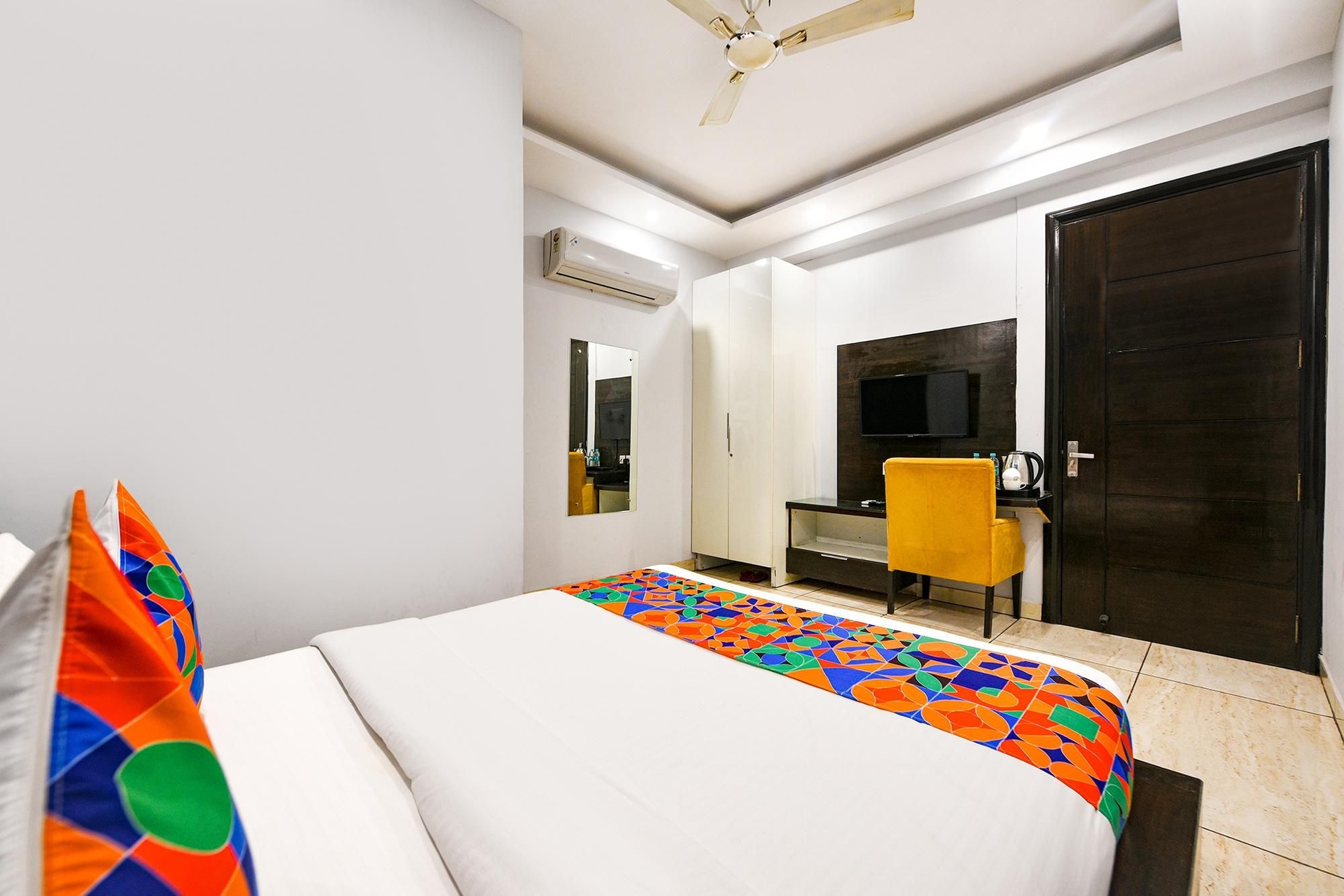 FabHotel City Suits1