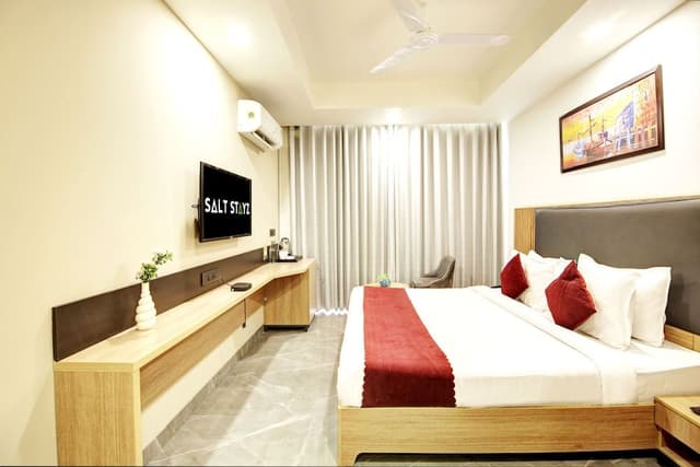 Deluxe Room with City View