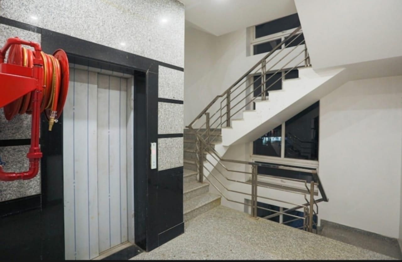 อักชาย โฮเทล (Akshay Hotel)0