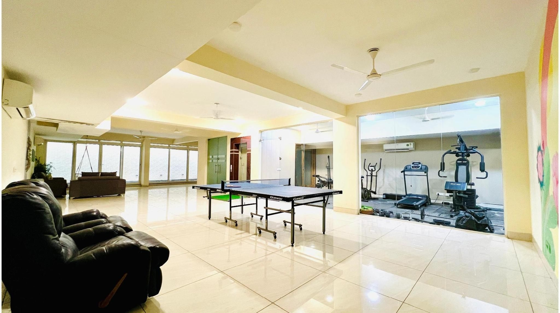 บลูโอ สตูดิโอ4 กอล์ฟ คอร์ส โร้ด จิม บัลโคนี ลิฟต์ (BluO Studio4 Golf Course Road - Gym, Balcony, Lift)1