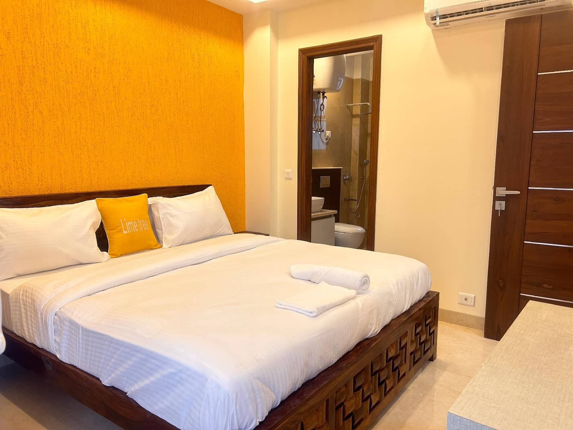 Lime Tree 1Bhk Service Apartment Sector 39 Gurgaon Lime Tree 1Bhk Service Apartment Sector 39 Gurgaon