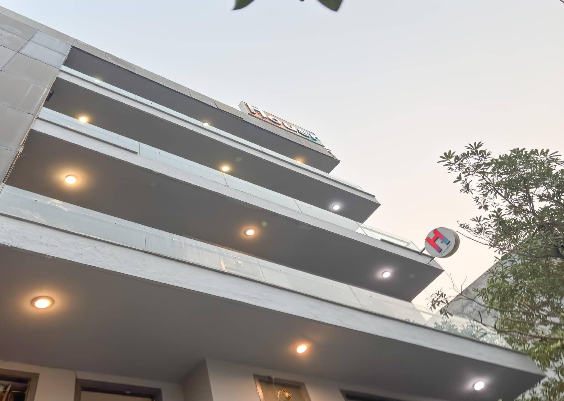 Housr Sector 49 Gurgaon Near Spaze IT Housr Sector 49 Gurgaon Near Spaze IT