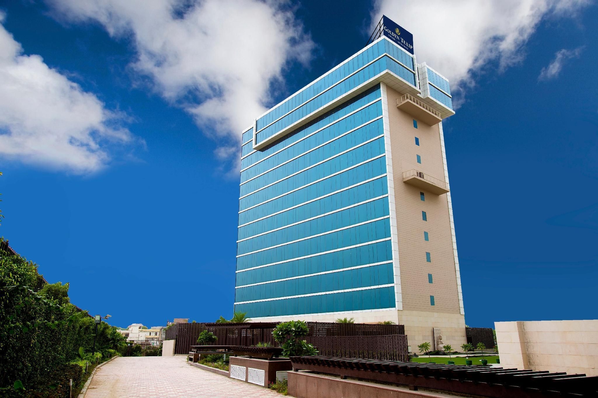 Golden Suites Gurugram by Inde Hotels0
