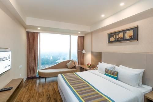 Golden Suites Gurugram by Inde Hotels4