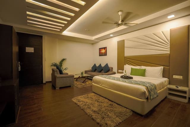 Deluxe Room with Free WiFi