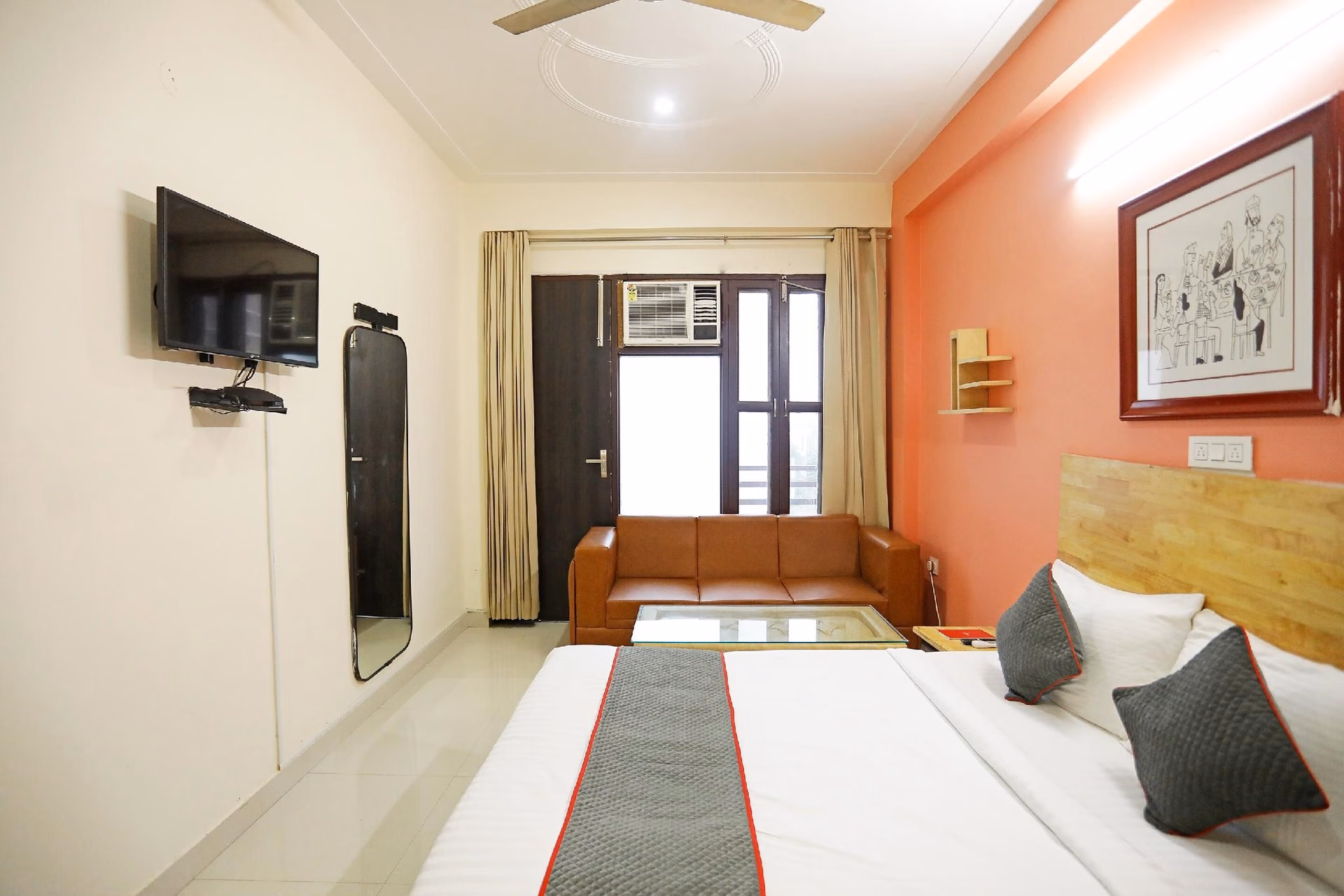 ทาวน์เฮาส์ คลาวด์ เบย์, เนียร์ เจ็นแพคท์, เซกเตอร์-69, กูร์กอน (Townhouse Cloud Bay, Near Genpact, Sector-69, Gurgaon)3