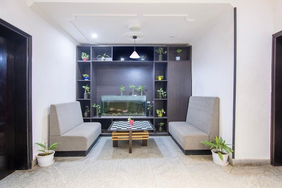 ทาวน์เฮาส์ สุชัษฐ์ โลก เฟส 1 (โรงแรม เนเวน) (Townhouse Sushant Lok Phase 1 Formerly Hotel Neven)2
