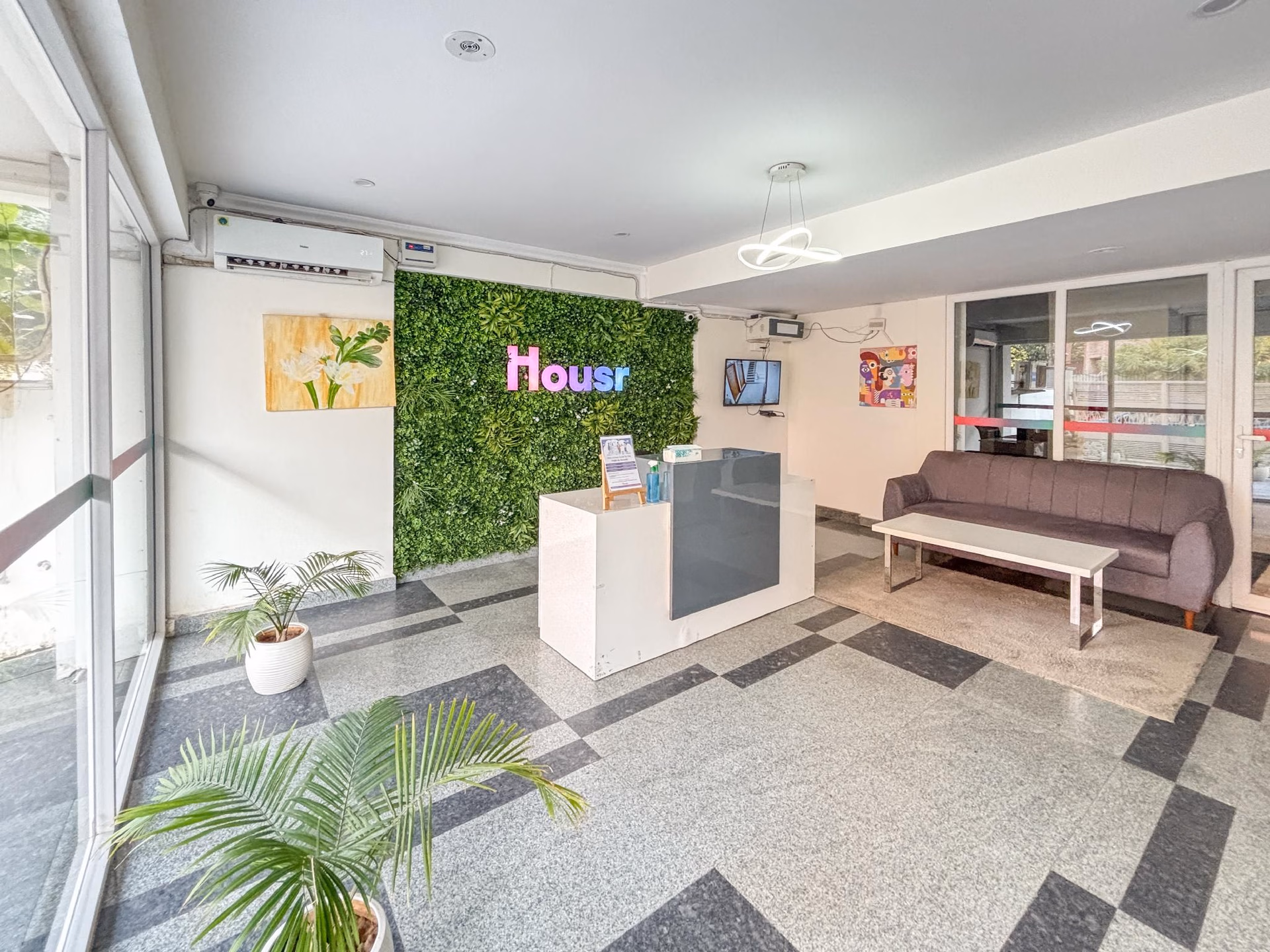 เฮาส์เซอร์ 1 อาร์เค เซกเตอร์ 27 กูรูแกรม กอล์ฟคอร์ส โรด (Housr 1 RK Sector 27 Gurgaon Golf Course Road)3