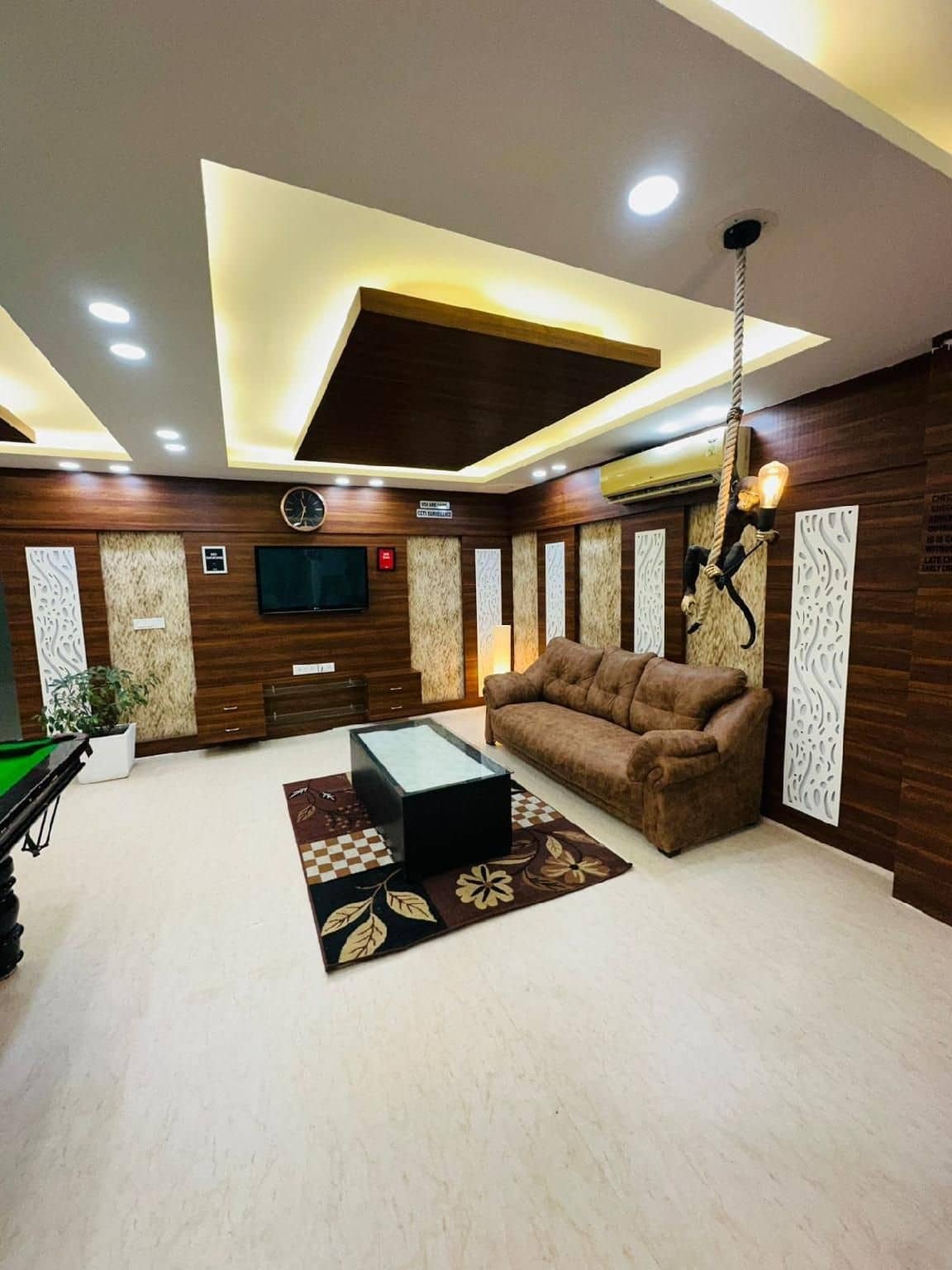 V Rooms V Rooms