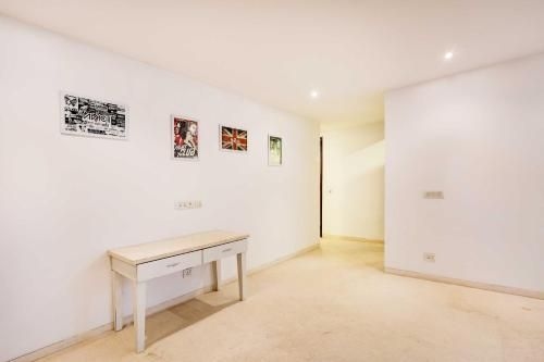 ทาวน์เฮาส์ โอ๊ค ทีบล็อก เซคเตอร์ 24 (Townhouse Oak T Block Sector 24)4