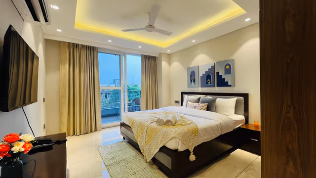 Deluxe Suite