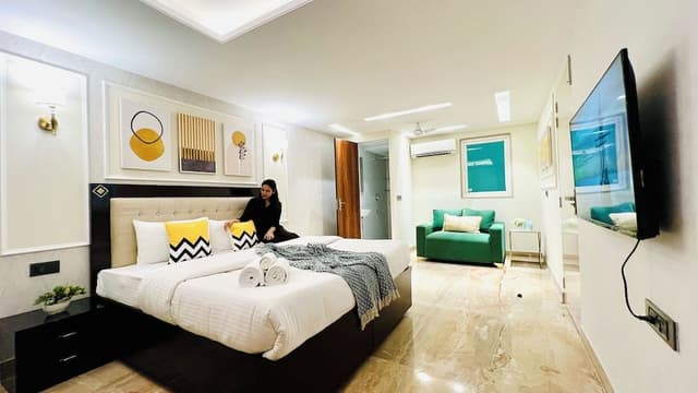 King Suite With Balcony