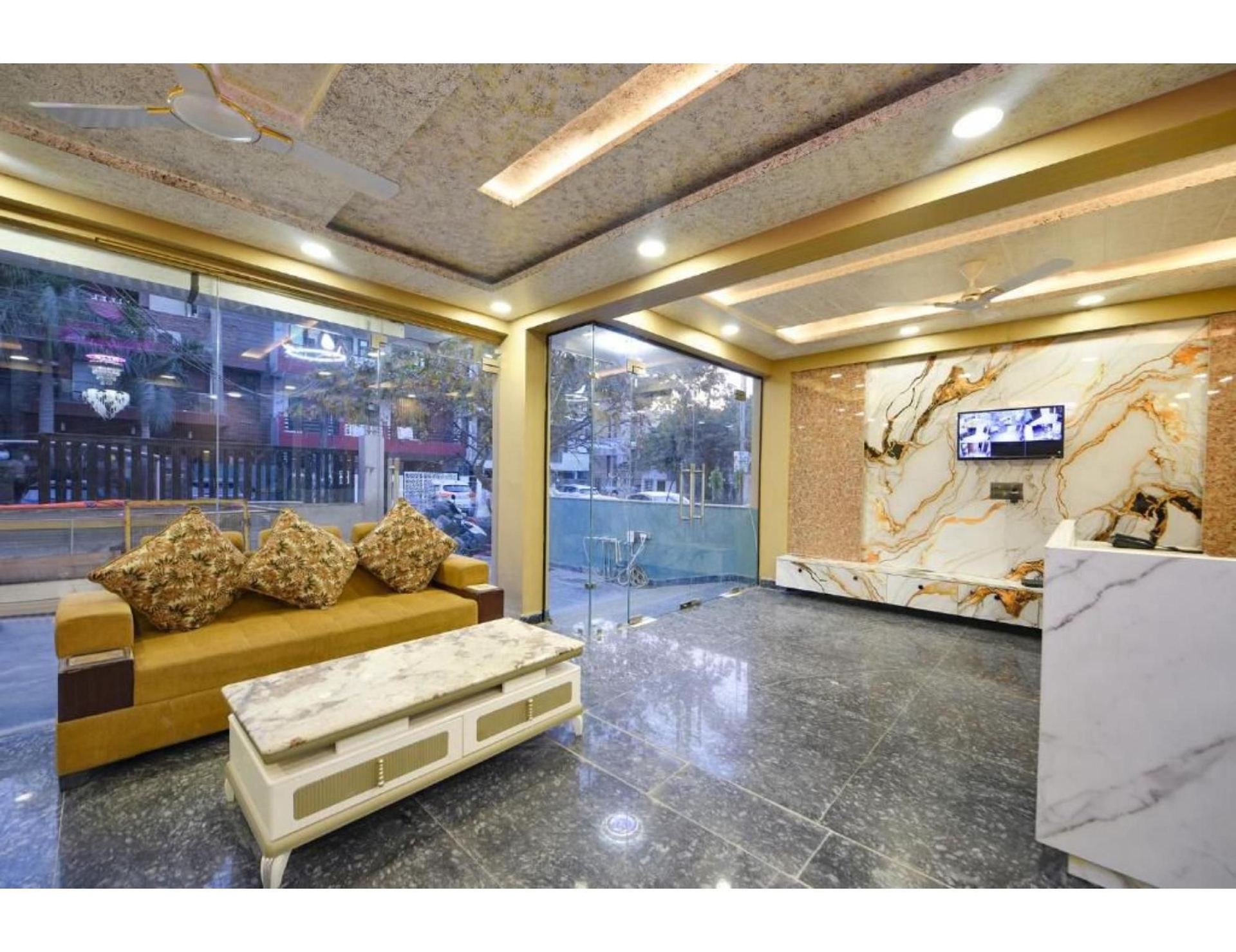 ดีเอ็ม 1664 พรีเมียม สเตย์ ใกล้อูนิเทค ไซเบอร์พาร์ค (DM 1664 Premium Stay near Unitech Cyber Park)1