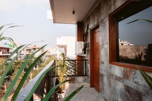 Deluxe Double Room with Balcony