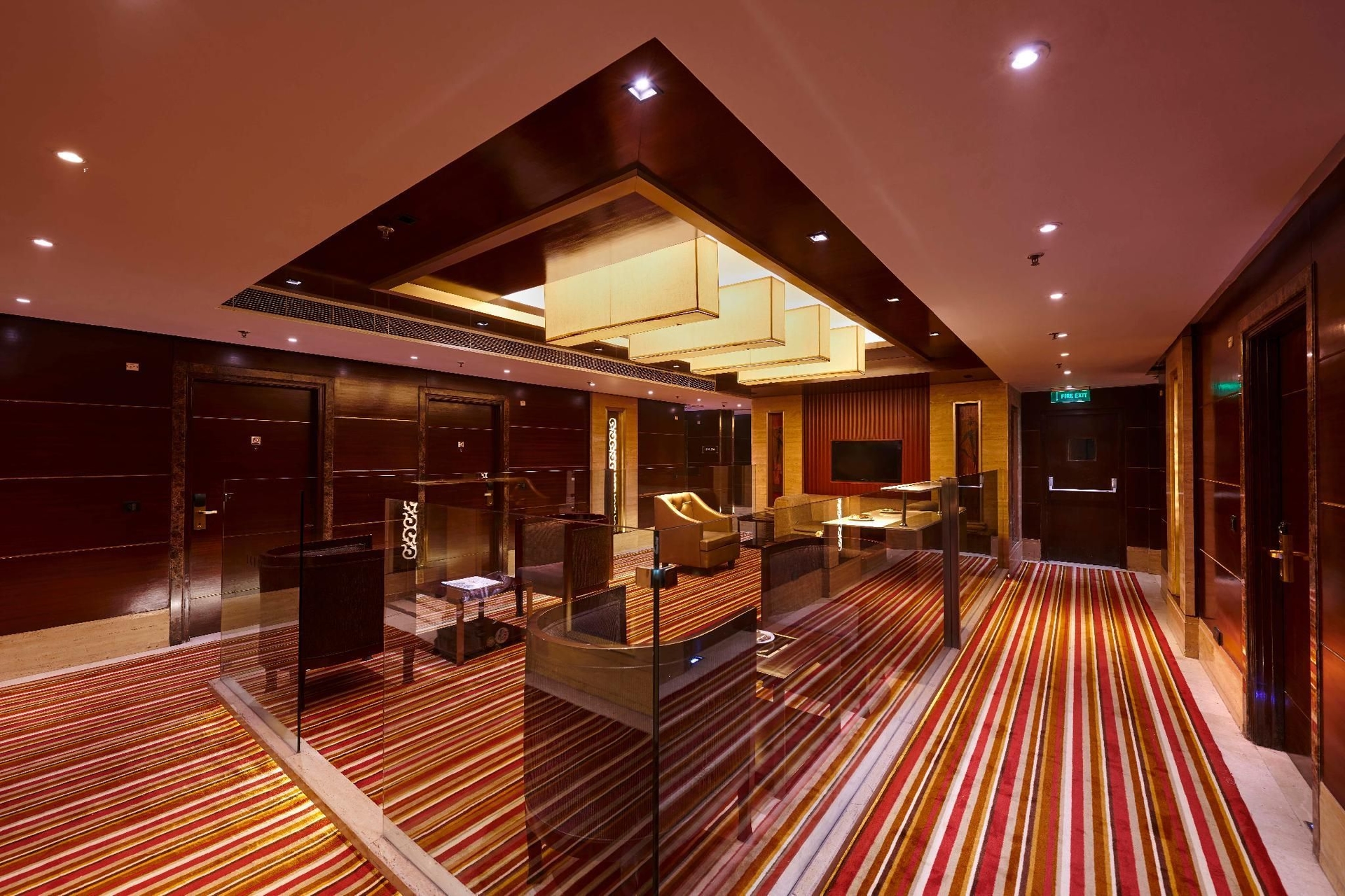 เดอะ คัลโกเชียส โฮเทล คุรุคราม (The Galgotias Hotel Gurugram)1