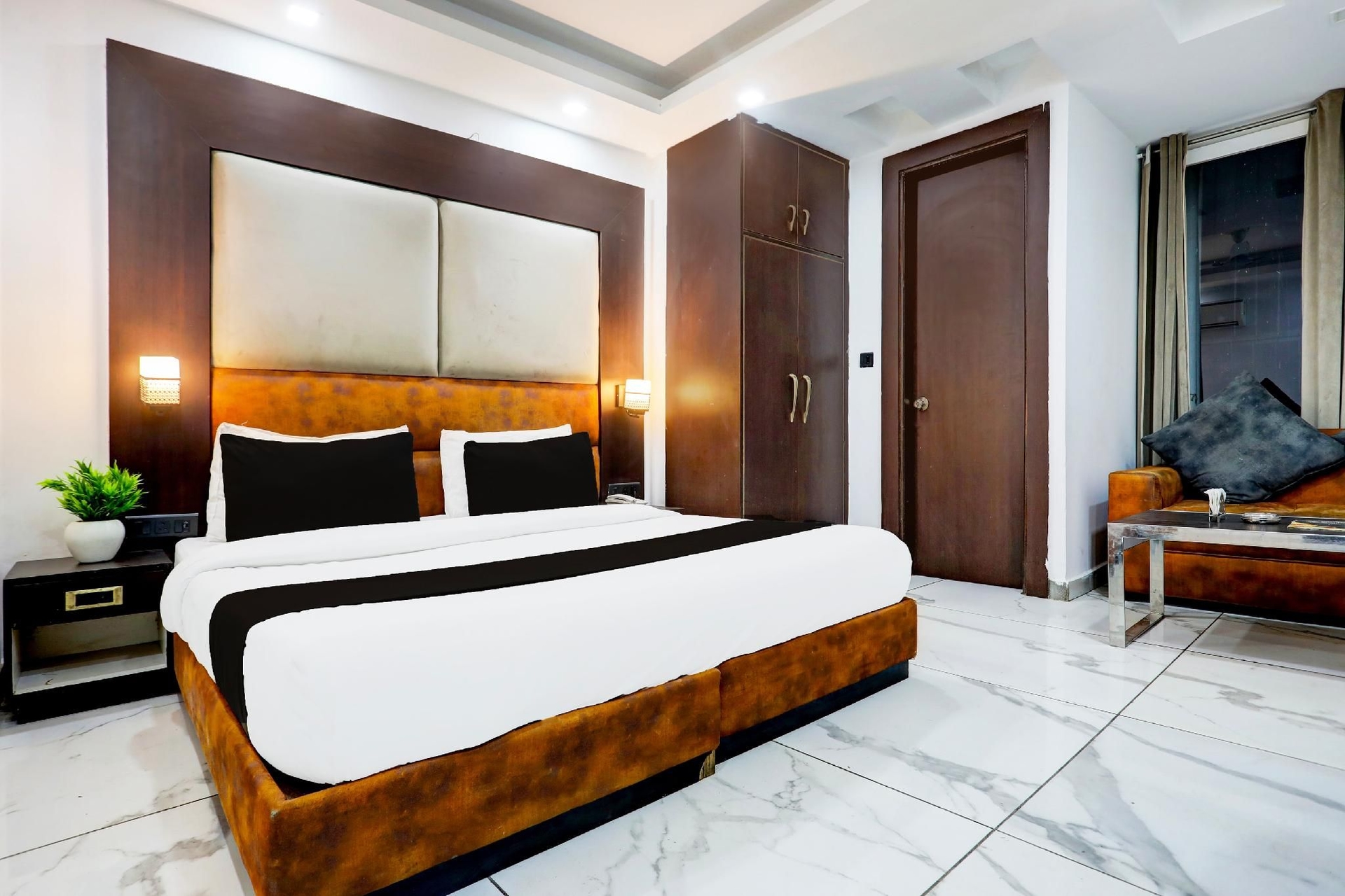 ซูเปอร์ ทาวน์เฮาส์ เซกเตอร์ 52 ใกล้โรงพยาบาลอาร์เทมิส (Super Townhouse Sector 52 Near Artemis Hospital)2