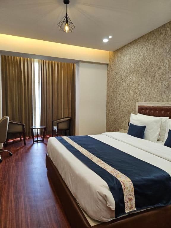Deluxe Room With City View
