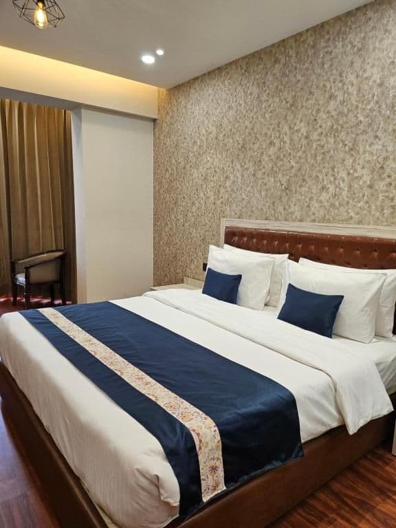 Deluxe Room With City View