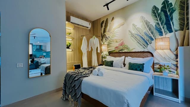 Studio Apartment
